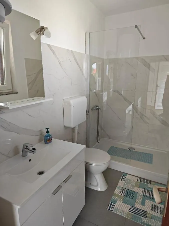 Two Person Apartment Nin
